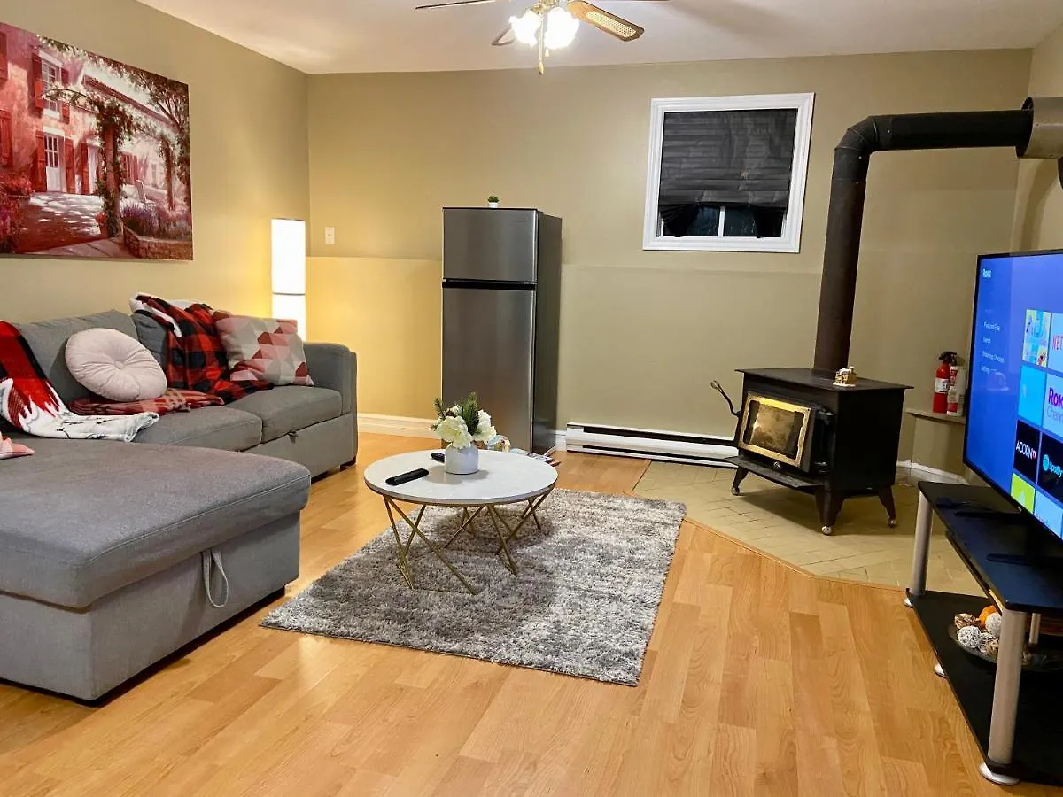 Grace Oasis With 2 Connected Bedrooms With A Pull-Out Couch Halifax Canada
